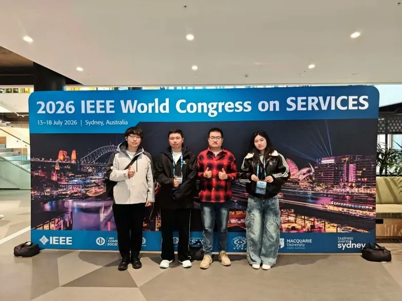 组内成员在悉尼 ICWS 2026 参会合影