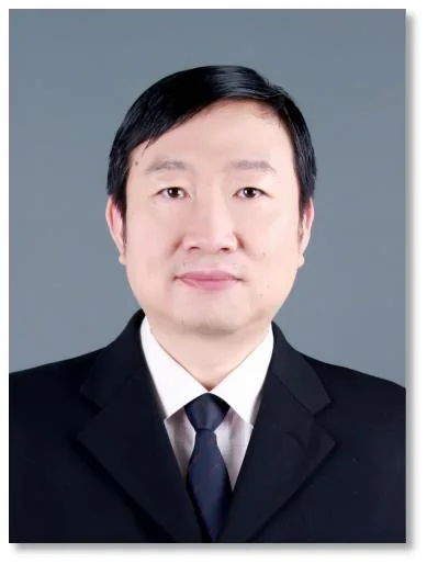 吴文峻教授照片